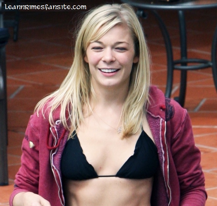 Leann Rimes - sex appeal! wow!